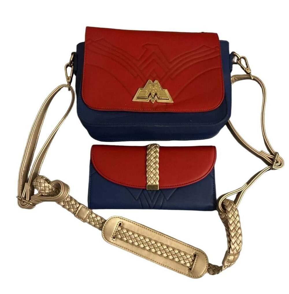 Loungefly DC Comics Wonder Woman Crossbody Bag And Wallet Set